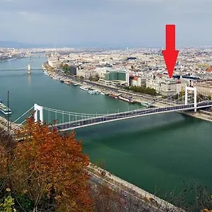 Monolit Center , Budapest Hongrie
