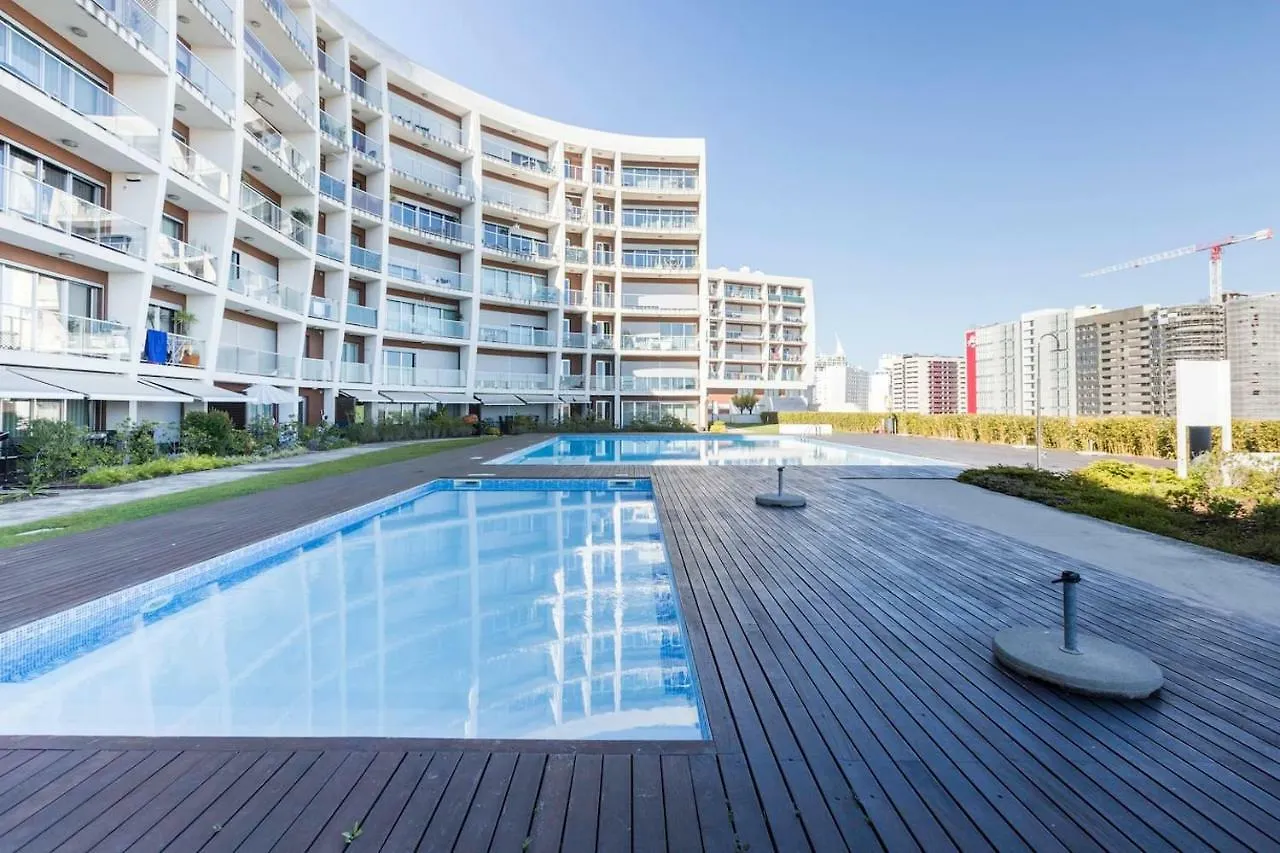 Апартаменты Amazing Flat - Pool And Parking Лиссабон